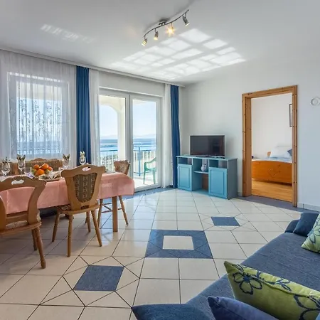 Apartments Bozana Dramalj Exterior photo