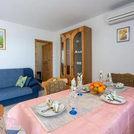 Apartments Bozana Dramalj Exterior photo