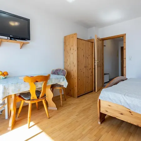Apartments Bozana Dramalj Exterior photo