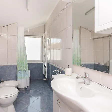 Apartments Bozana Dramalj Exterior photo